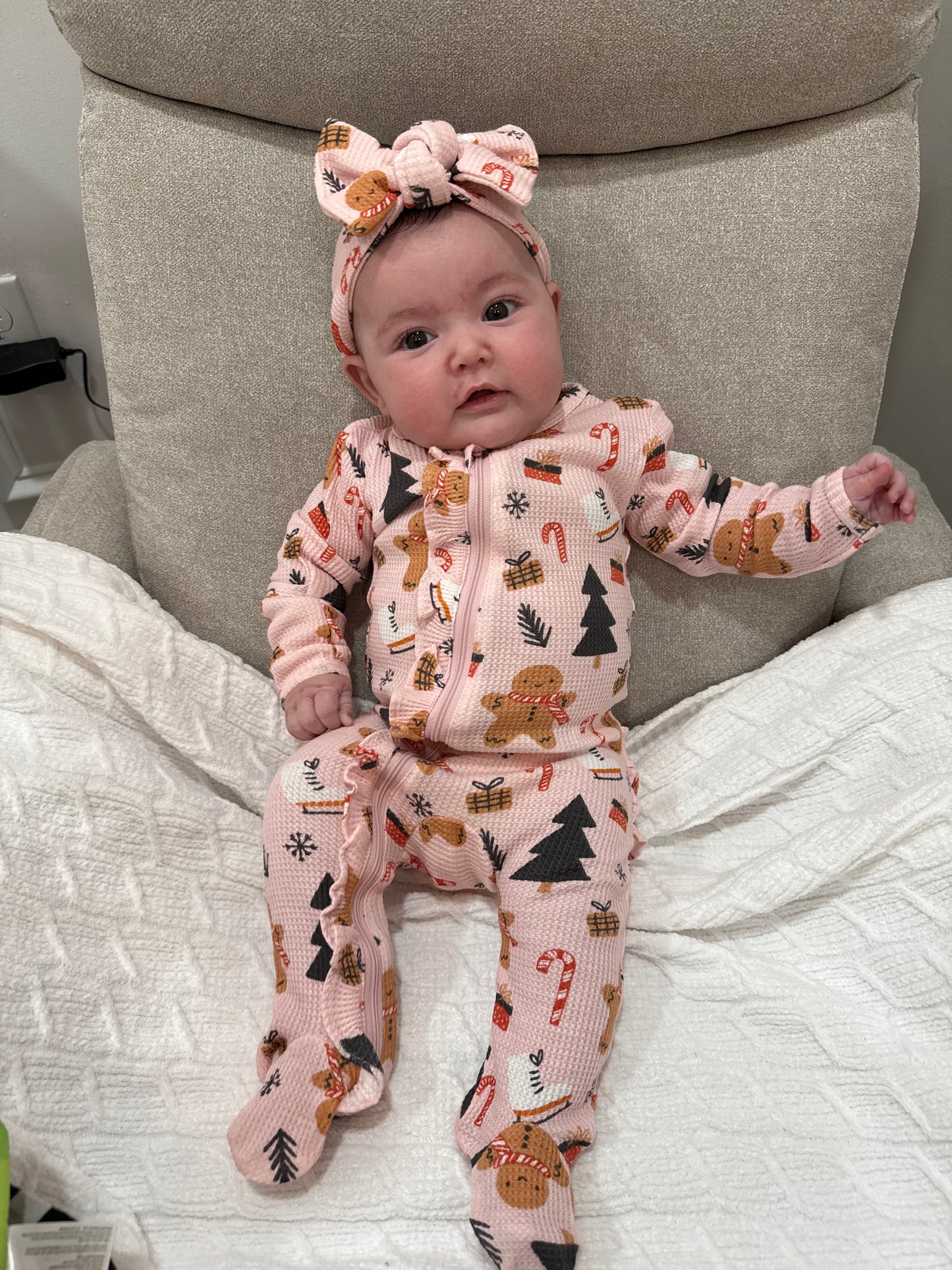 Gingerbread Organic Waffle Ruffle Zip Footie