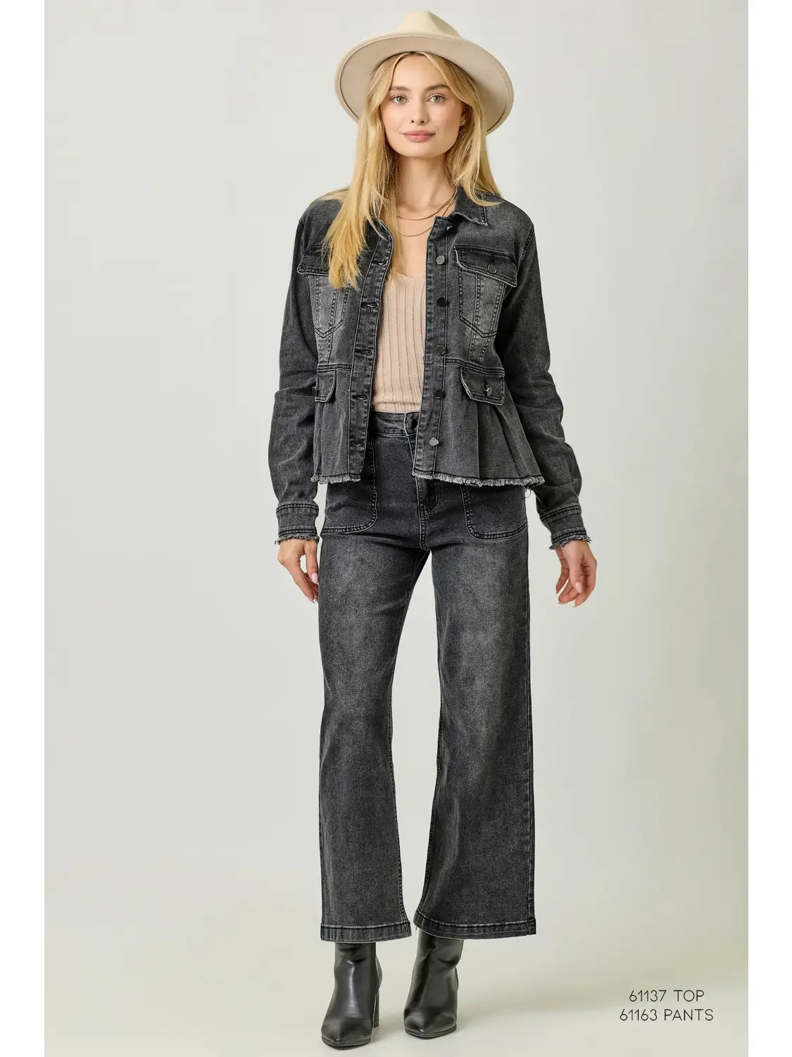 Fall Vibes Jacket - Black