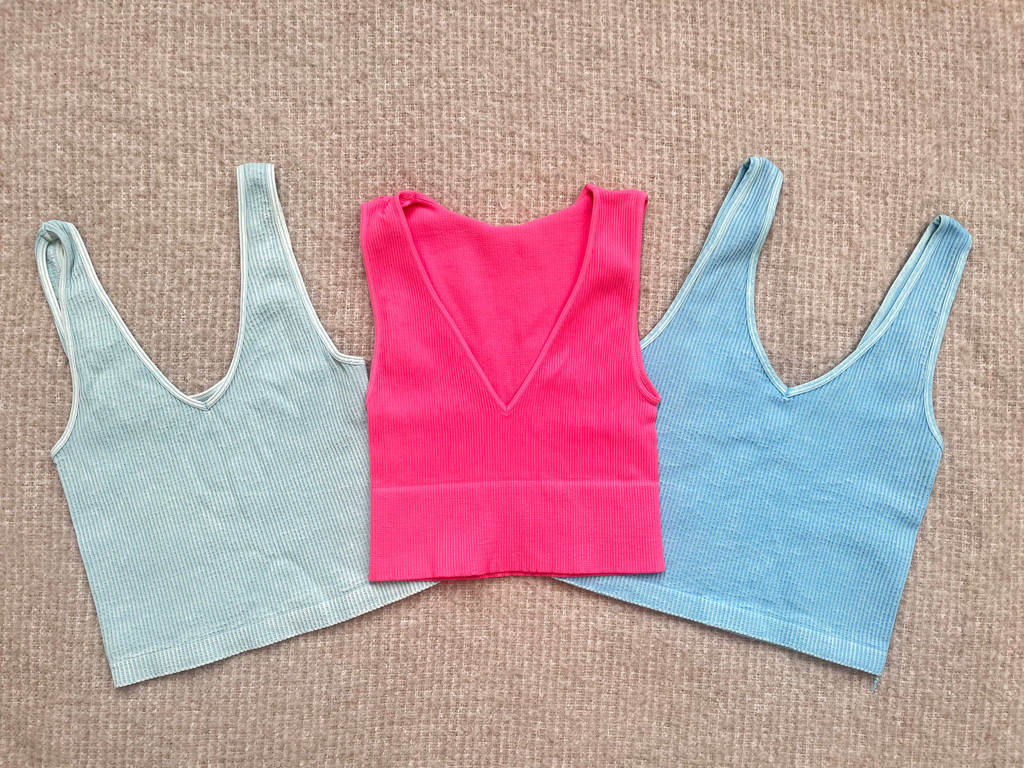 Sofia Cropped Seamless Tank - Pink