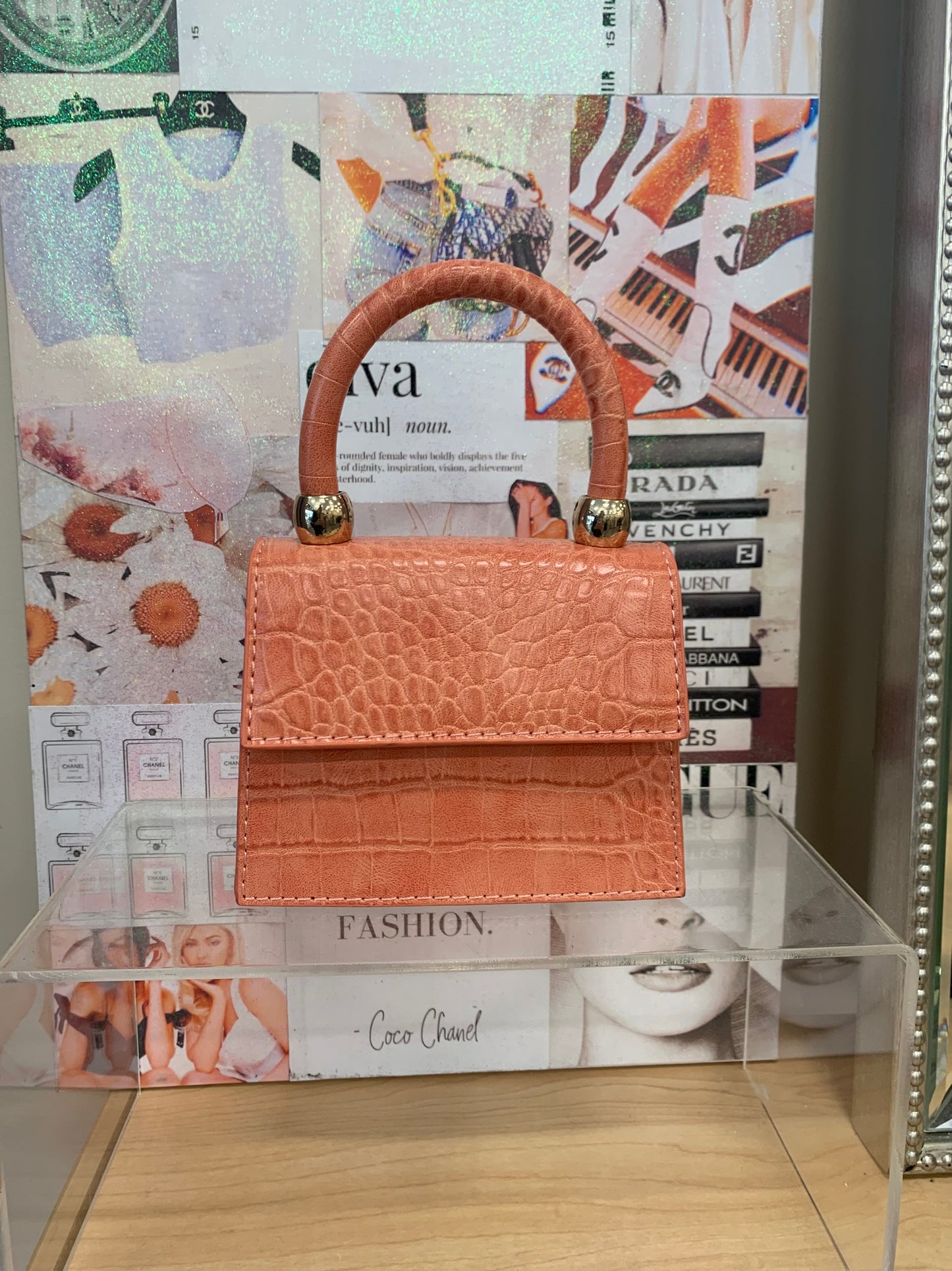 That’s so Fetch Mini Purse - Pink