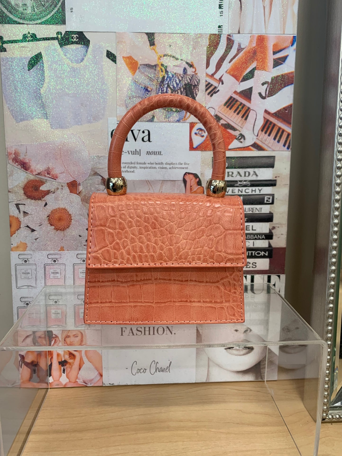 That’s so Fetch Mini Purse - Pink