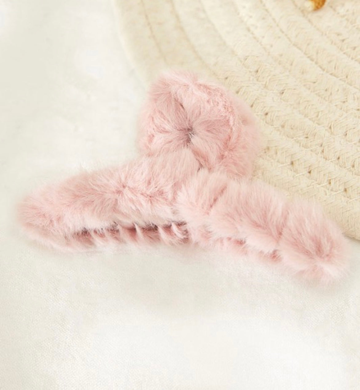 Fur Claw Clip